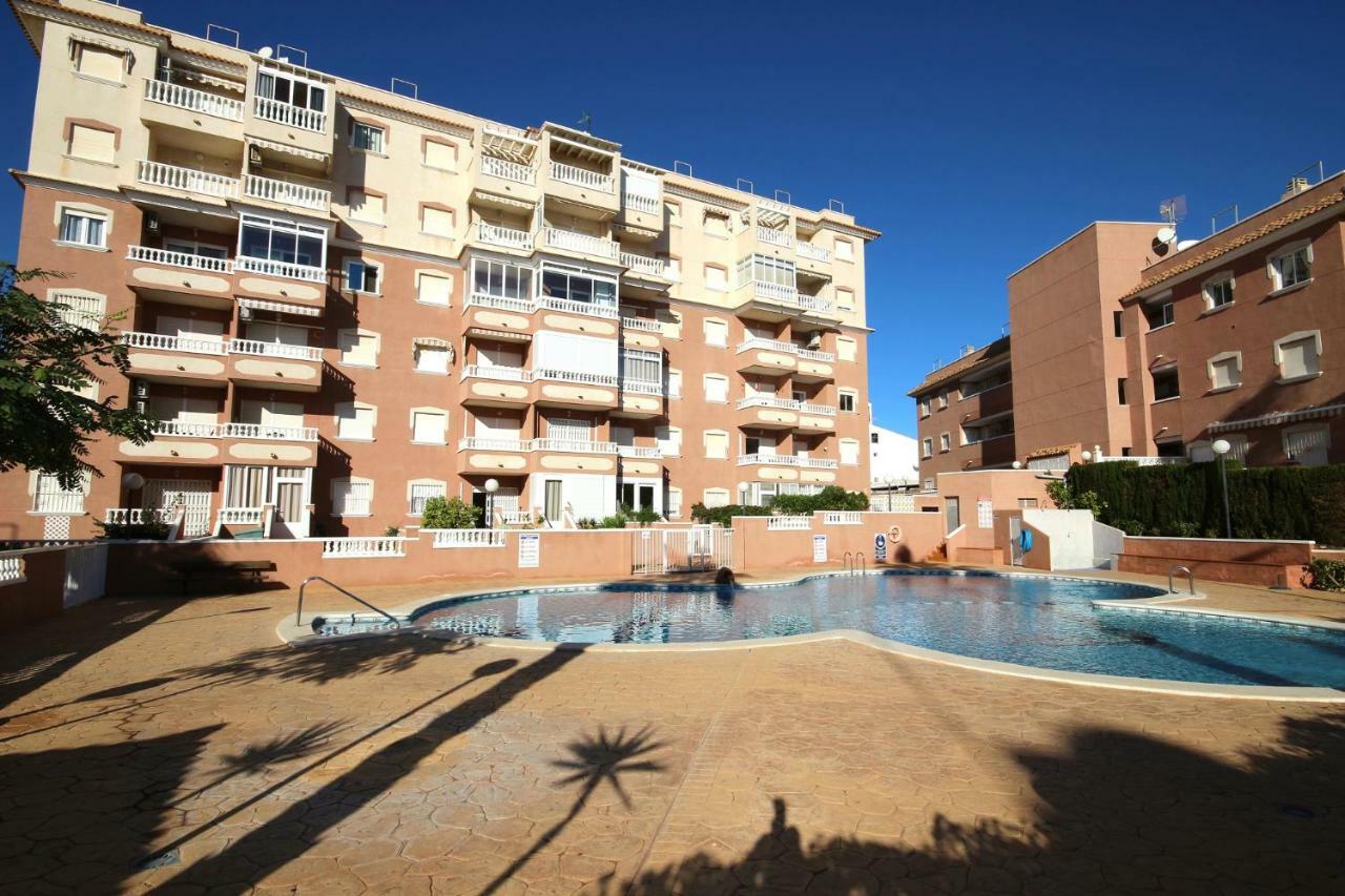 Apartment In La Mata Eneas 6 Torrevieja Ngoại thất bức ảnh