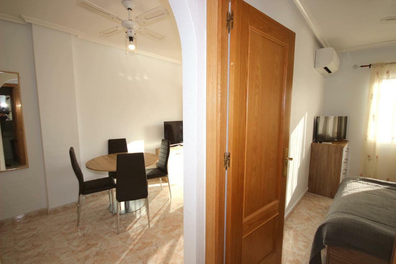 Apartment In La Mata Eneas 6 Torrevieja Ngoại thất bức ảnh