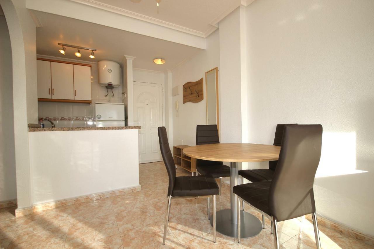 Apartment In La Mata Eneas 6 Torrevieja Ngoại thất bức ảnh